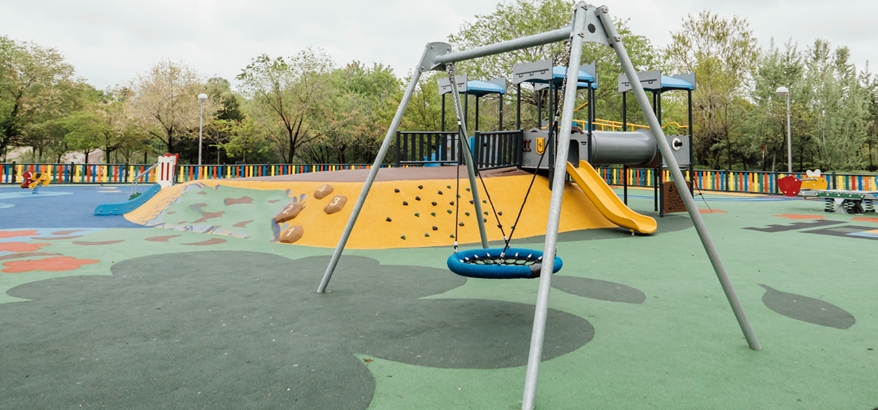 Pengadaan Lantai  Karet untuk Sekolah