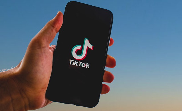 Jasa Share TikTok untuk Meningkatkan Jangkauan Konten dan Performa Akun
